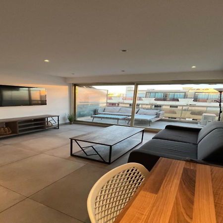 Tres Beau Studio Avec Terrasse, Situe A 100M Des Plages De Juans Les Pins 앙티브 외부 사진