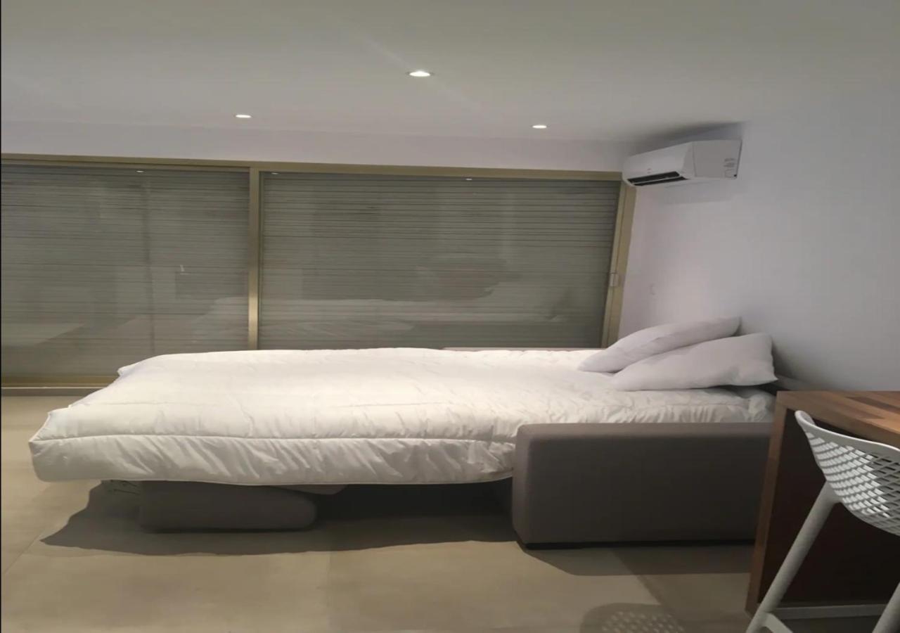Tres Beau Studio Avec Terrasse, Situe A 100M Des Plages De Juans Les Pins 앙티브 외부 사진